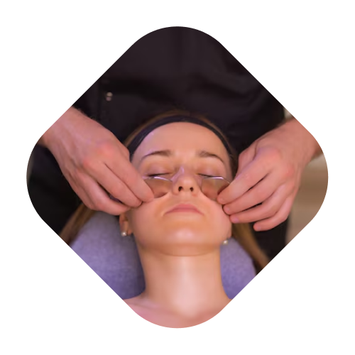 Diamond Aesthetics Services 1 Group 1000008003 3